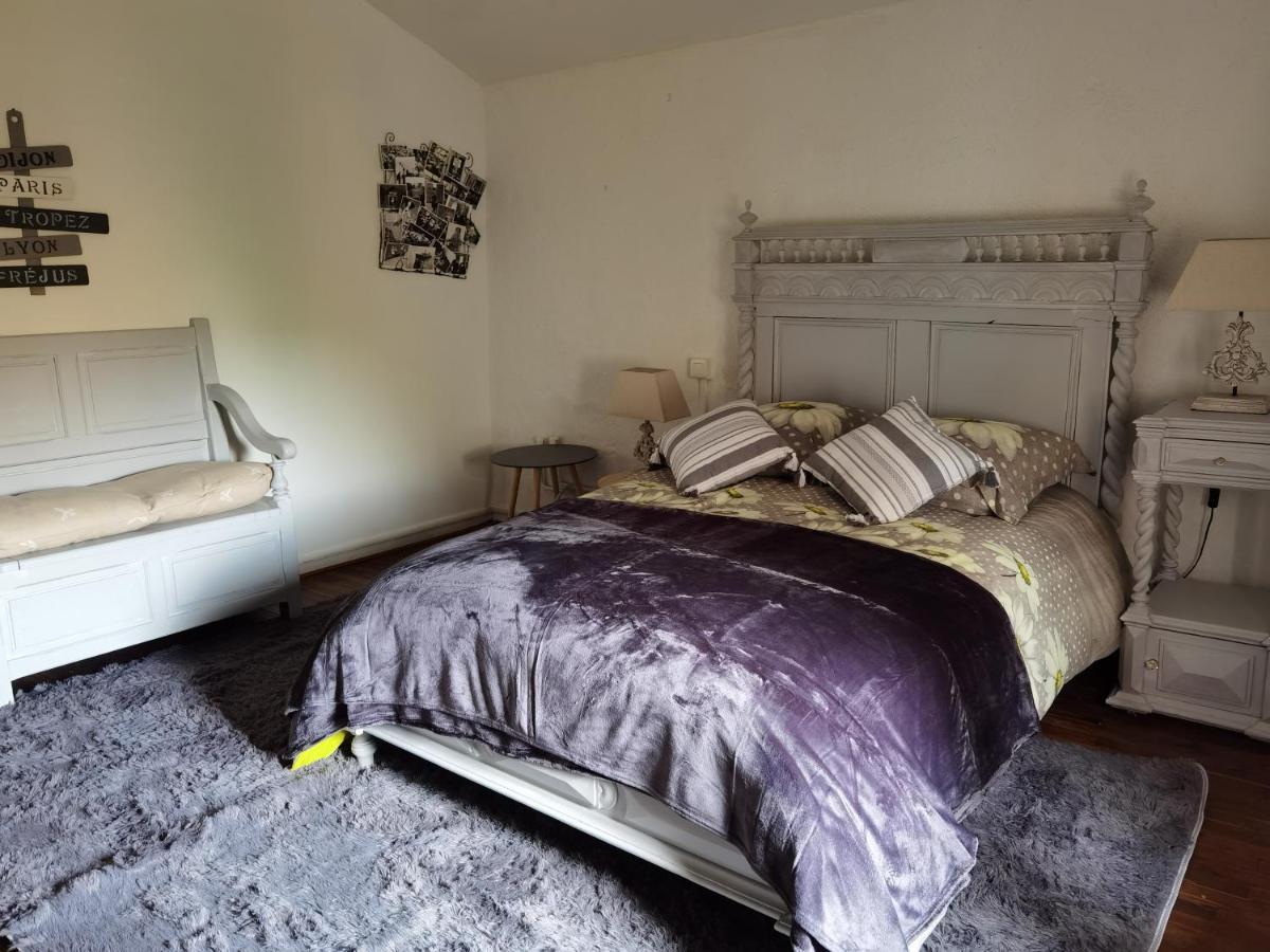 chambres d hotes L'agapé Saint-Martial-sur-Isop Extérieur photo